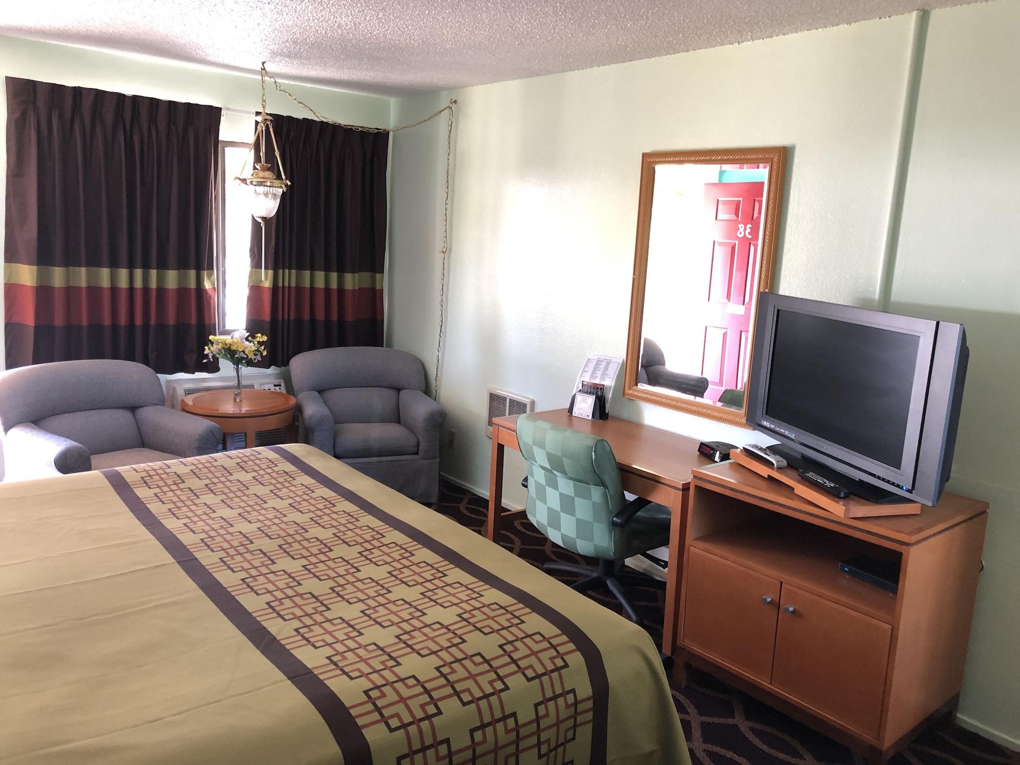 Klamath Motor Lodge เยอเรกา ภายนอก รูปภาพ