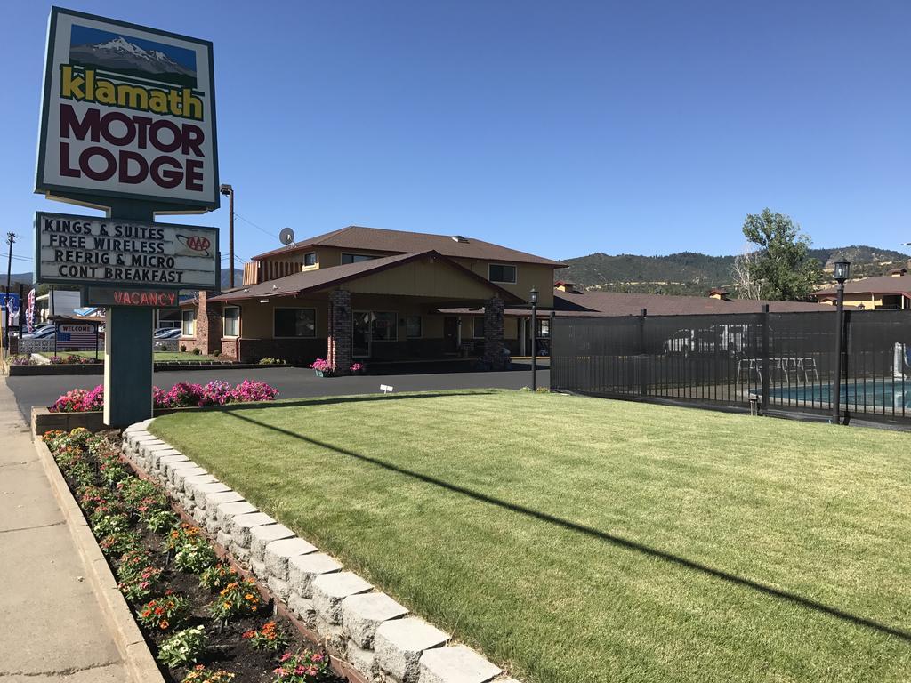 Klamath Motor Lodge เยอเรกา ภายนอก รูปภาพ