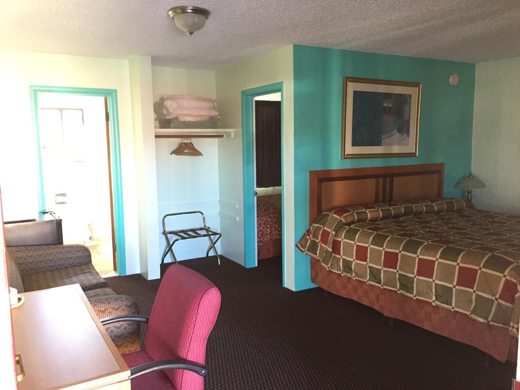 Klamath Motor Lodge เยอเรกา ภายนอก รูปภาพ